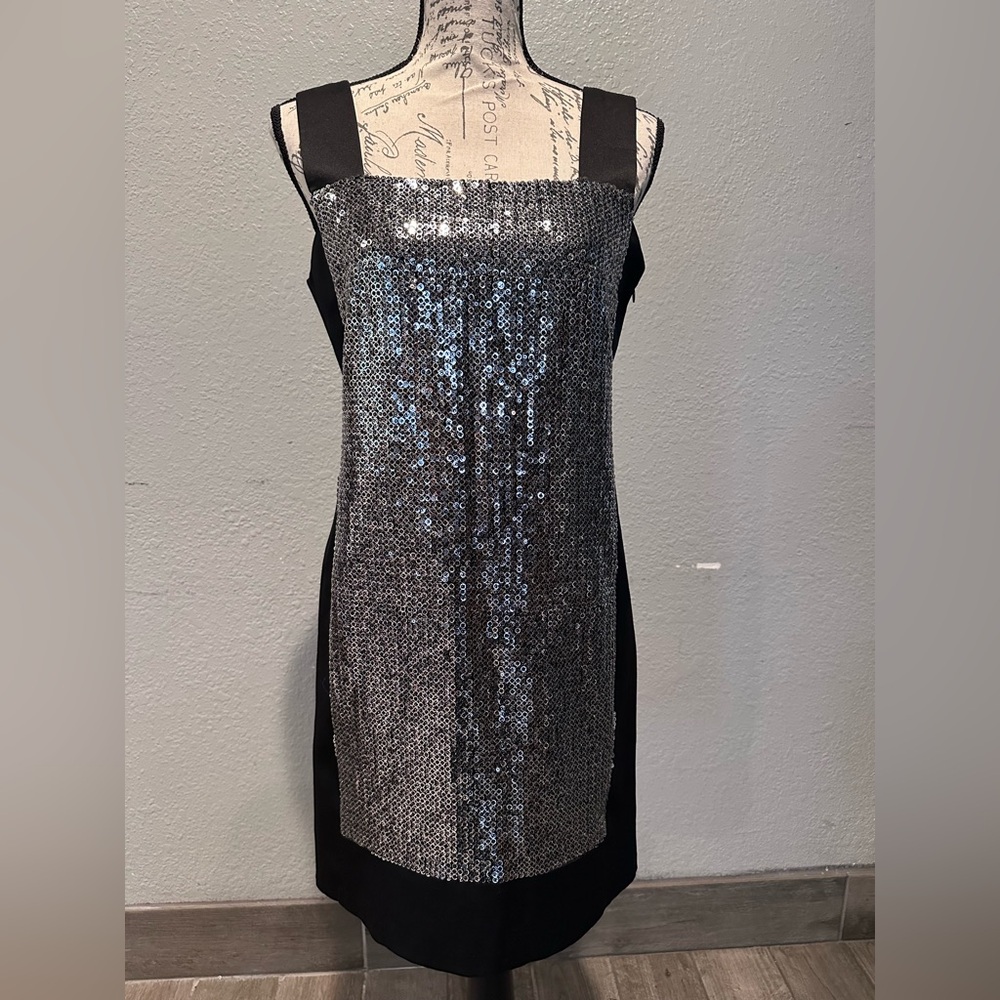 New with tags Nanette lepore Elegant Black and Silver Sequin Dress size 4